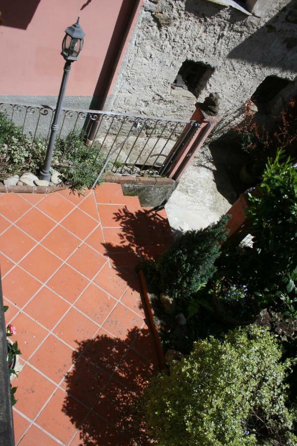 Appartamento Ca' Rossi Beverino Esterno foto